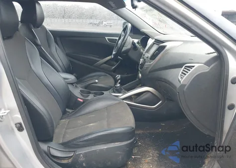 2013 Hyundai Veloster Base W/Black from USA, damaged, VIN KMHTC6AD8DU094583